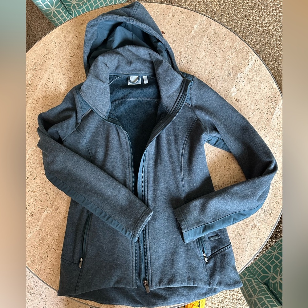 Athleta Stronger Hoodie petite Small
